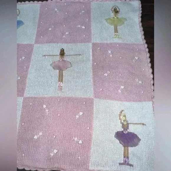 Art Walk Le Ballet Girl Baby Blanket Knit Cotton Made in Peru Ballerina - Picture 3 of 7